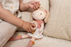 Poupée en peluche Anna - 35 cm Peluches Et Câlins